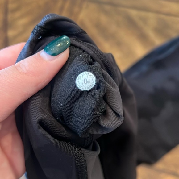 Lululemon Camo Wunder Under Leggings - Picture 4 of 5